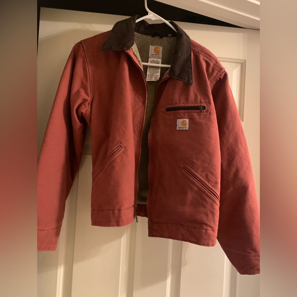 Women’s carhartt jacket